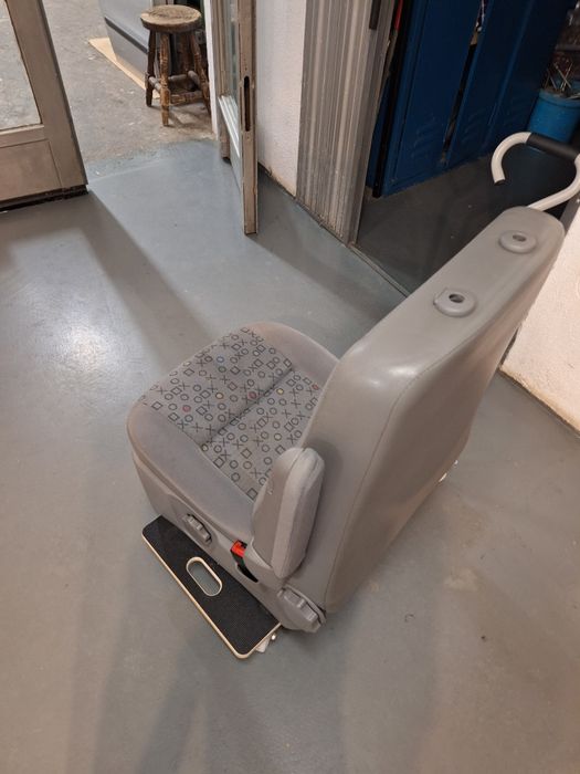 Scaune multivan randul 1 sofer si pasager