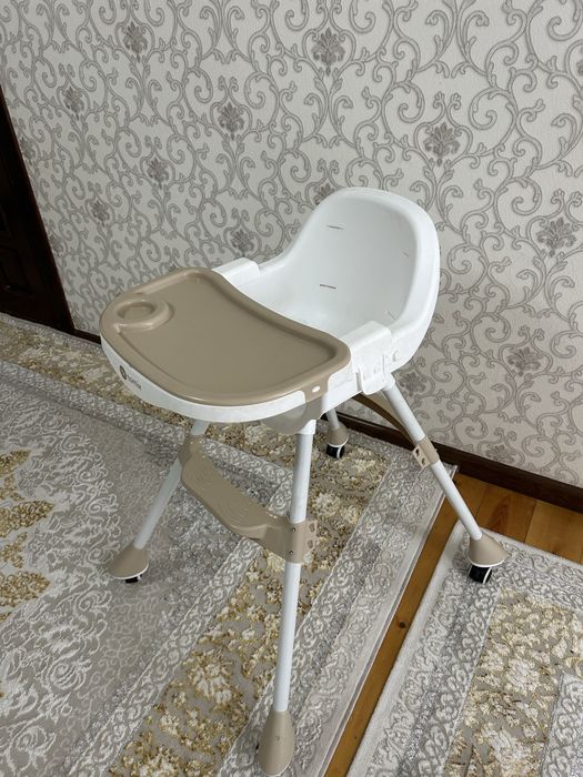 Стульчик для кормление Tomix