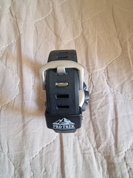 Продам часы Casio