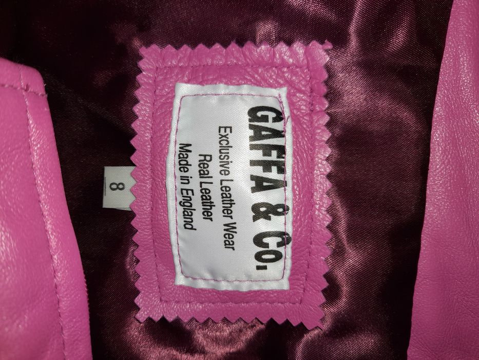 Pantaloni roz Barbie din piele naturala