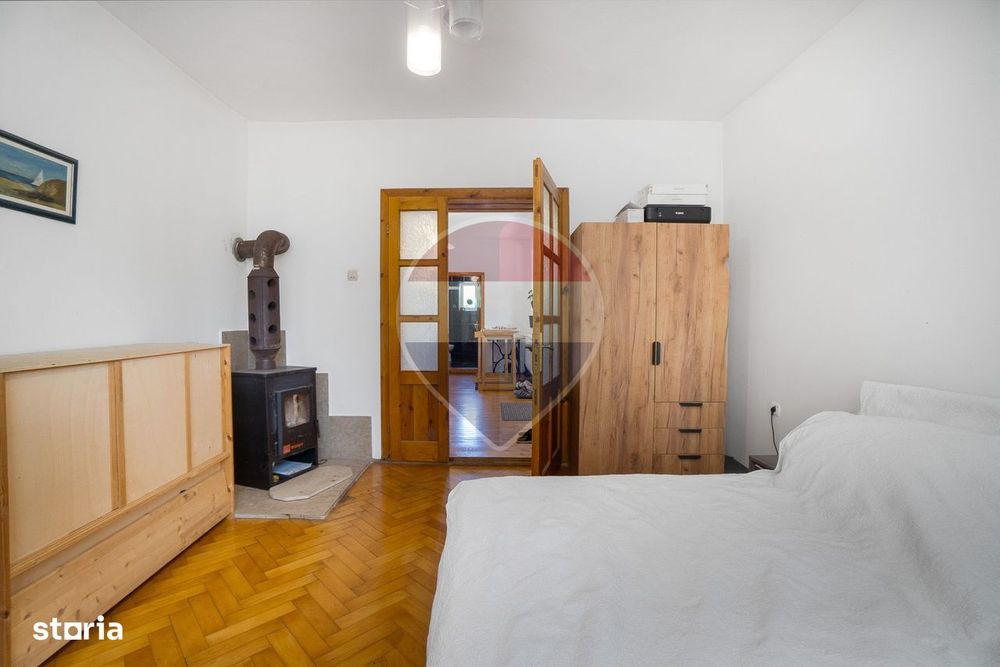 Casă spațioasă de vânzare | Teren 835 mp | Cristian | COMISION 0%