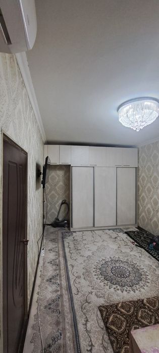 Uy sotiladi 1 xonali