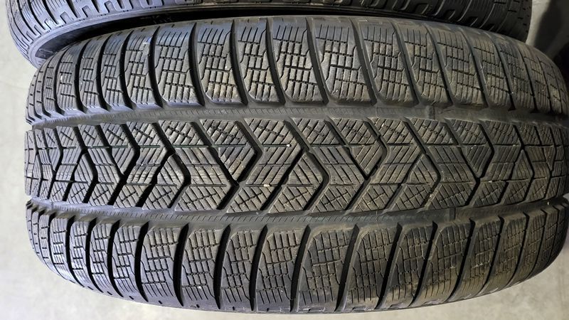 255/40/22 PIRELLI 4бр