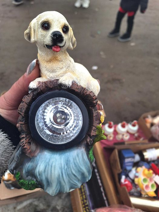 Соларни лампи за двор