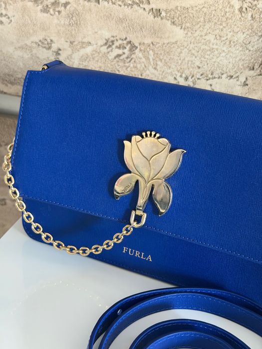 Тъмносиня чанта FURLA