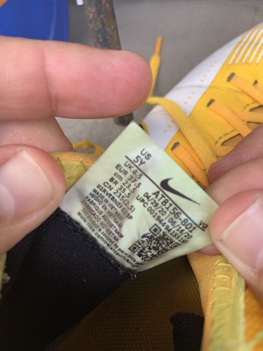 Футболни обувки/бутонки/стоножки Найк/Nike