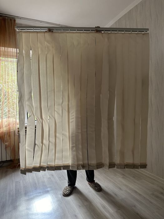 Продается жалюзи б/у