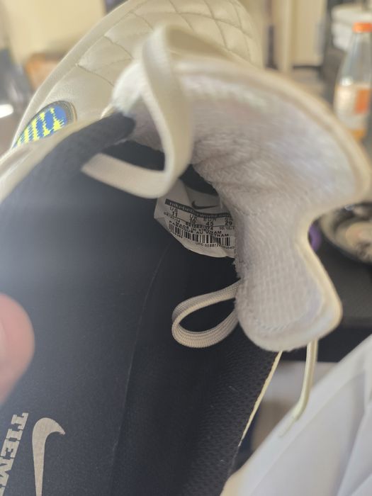 Бутонки Nike Tiempo