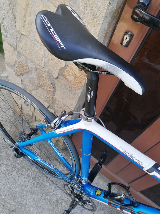 Шосеен FOCUS  Carbon, 2*10 Shimano 105