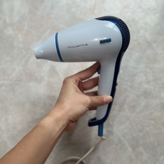 Продам фен 1500w