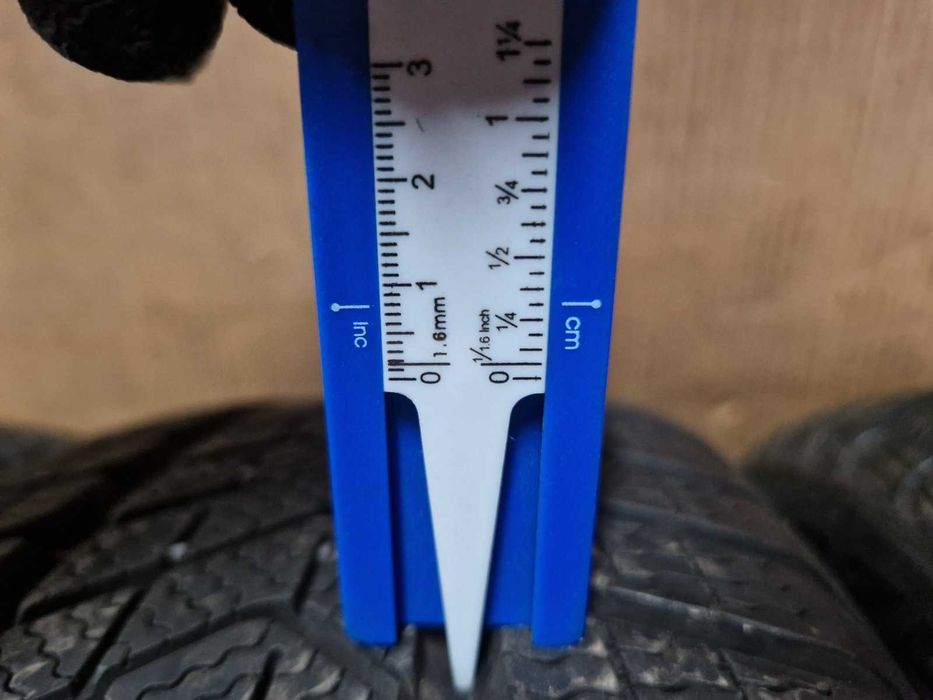 4 Pirelli R18 225/50
зимни гуми Runflat 
DOT3820