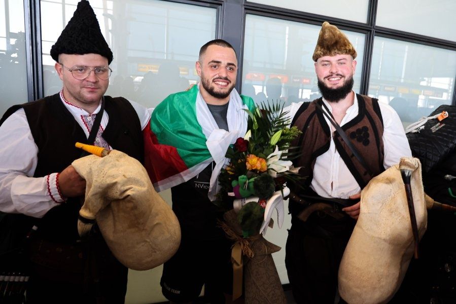 Гайдар за рожден ден, сватба, кръщене, събор , фирмено парти и др