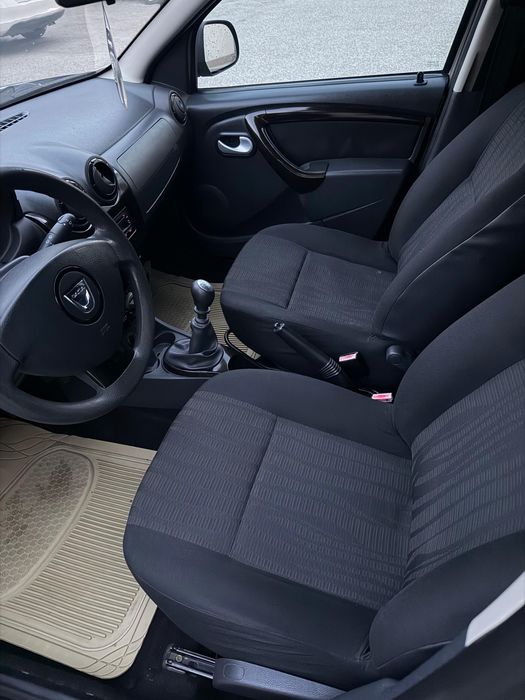 Dacia Duster 2011, 1.5dci 110cp 6+1trepte