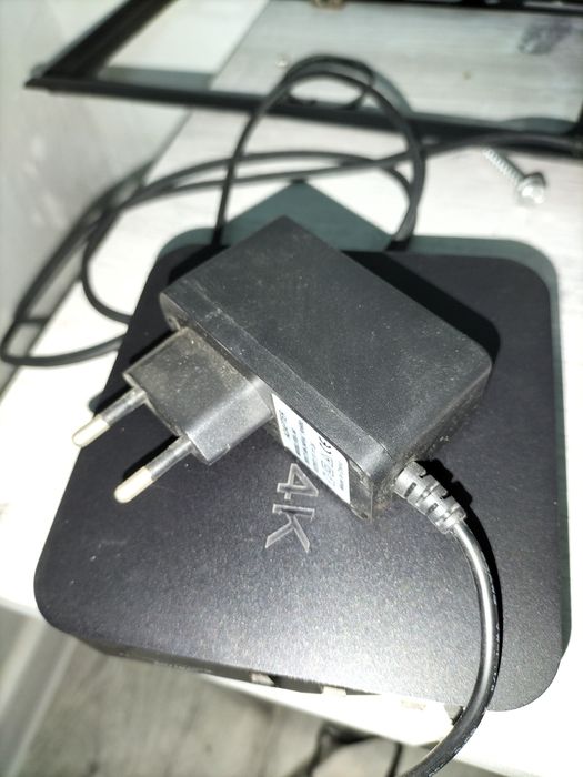 Продам приставку для ТВ.