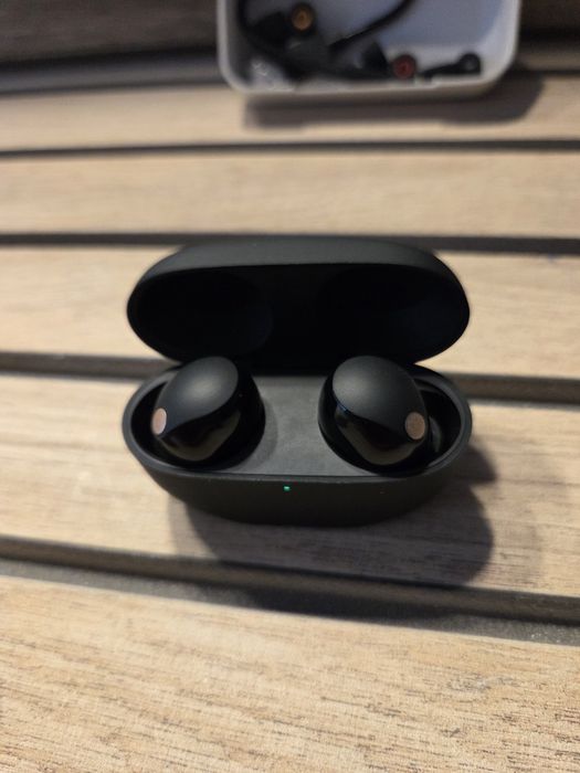 Casti Audio In-Ear Sony WF-1000XM5B True Wireless Bluetooth Noise cancelling Microfon Autonomie de pana la 24 ore  Incarcare rapida IPX4 Negru