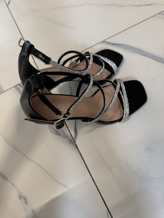 Босоножки 37 размера