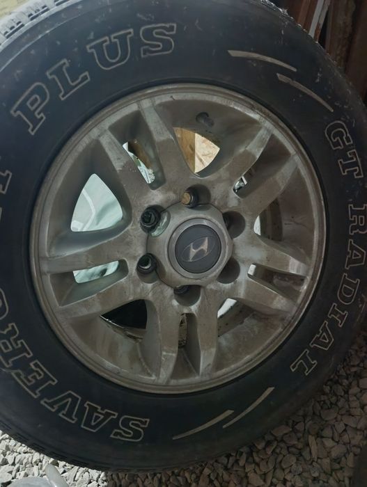 Продам диски от hyundai terracan