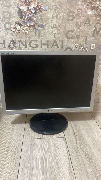 Продам монитор 60грц