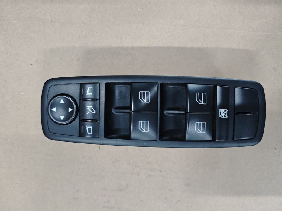 Копчета за стъкла за Mercedes ML W164