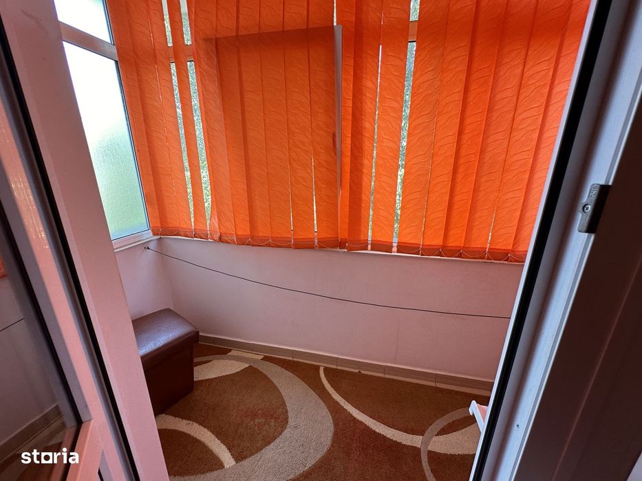 Apartament 3 camere decomandat, 65 mp utili + 2 balcoane, et. 3