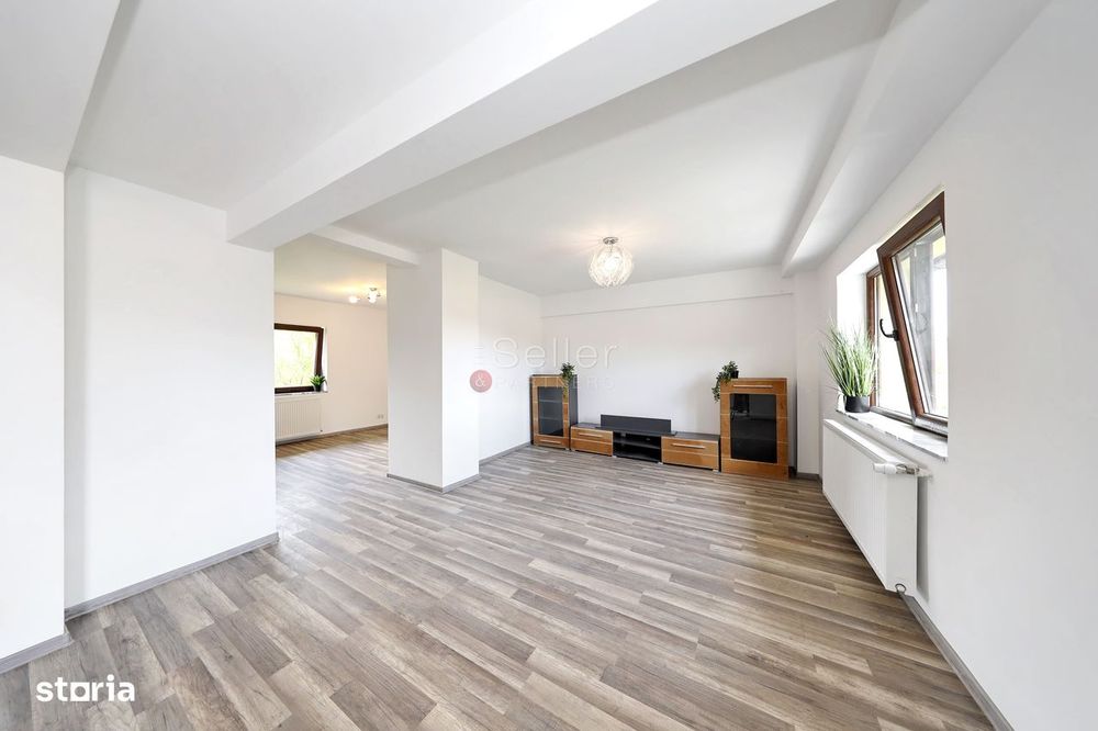 Casa renovata 2024 cu 2 apartamente