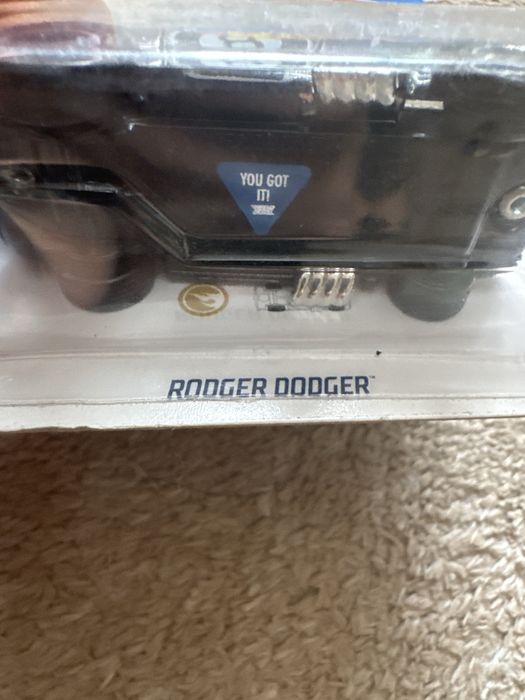 Машинка Хотвилс СТХ