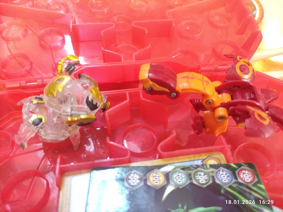 Бакуган bakugan с чемоданом