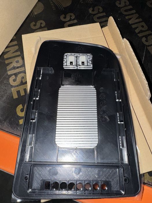 Стъкло за ляво Огледало за Mercedes Спринтер W906