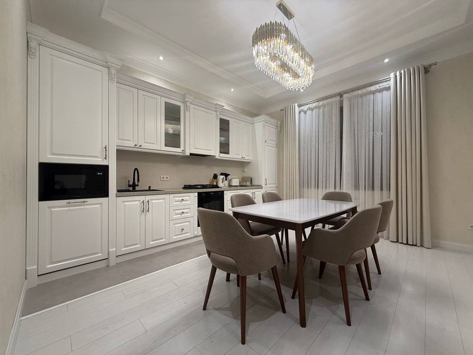 4х комнатная квартира в Мирабадском р-не, ремонт, мебель, техника