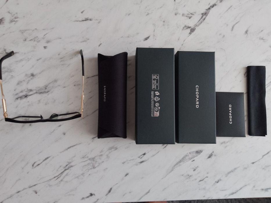 Страхотни очила Chopard