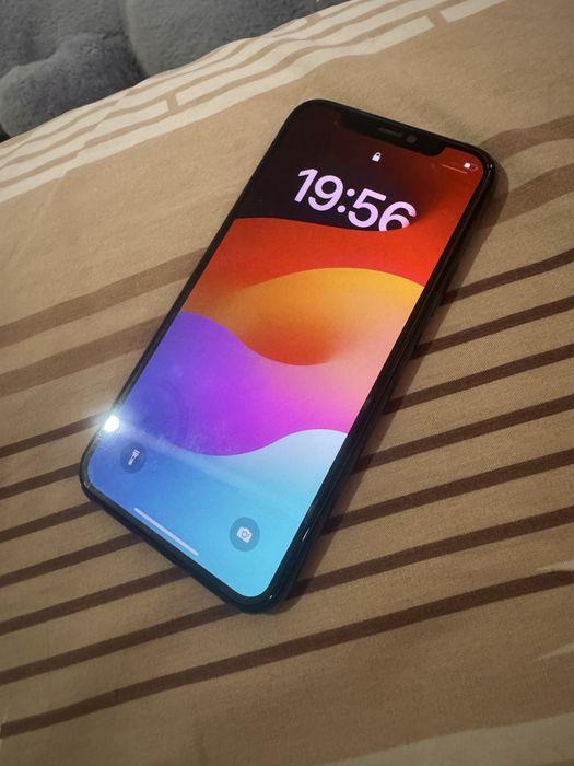 Продаю Iphone 11 PRO