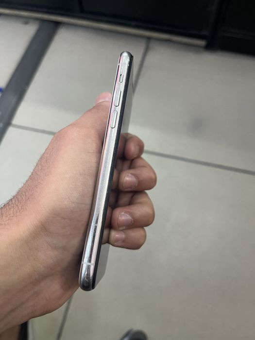 Продам Iphone 11 64 gb