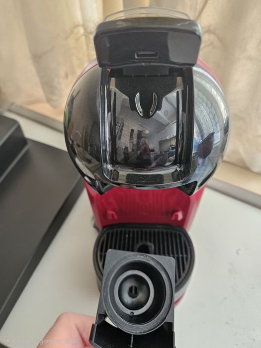 Aparat cafea capsule nescafe dolce gusto