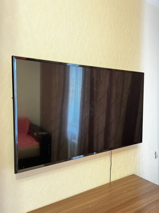 Продам телевизор в отличном состоянии марки LG