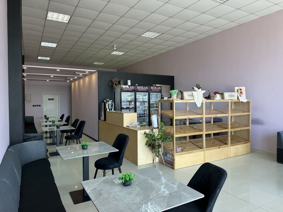 Пад наем търговско помещение със статут на заведение за хранене