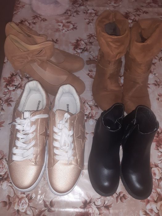 Vând cizme și pantofi