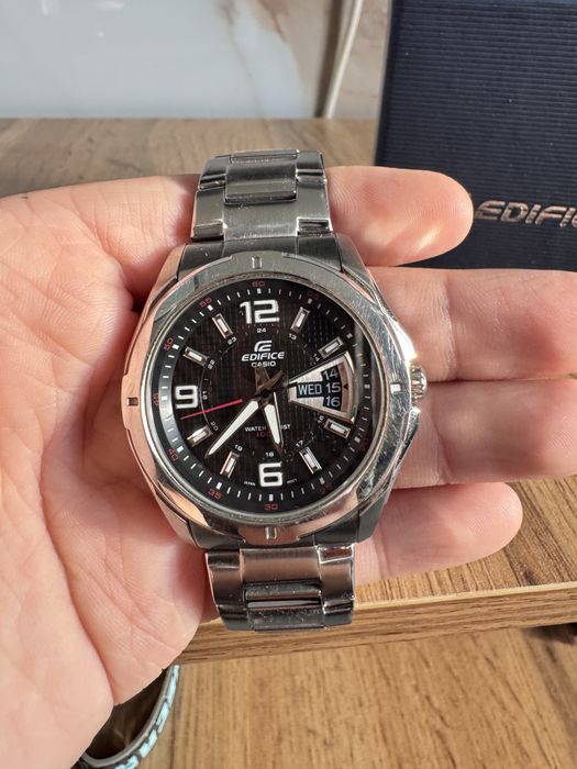 Часы CASIO edifice. Оригинал. Все работает.