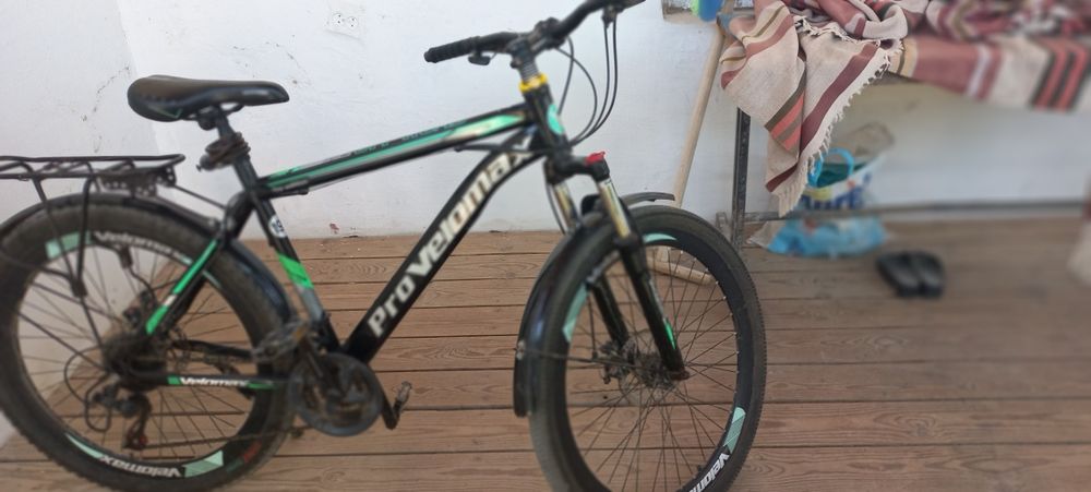 Скоростли велосипед сотилади