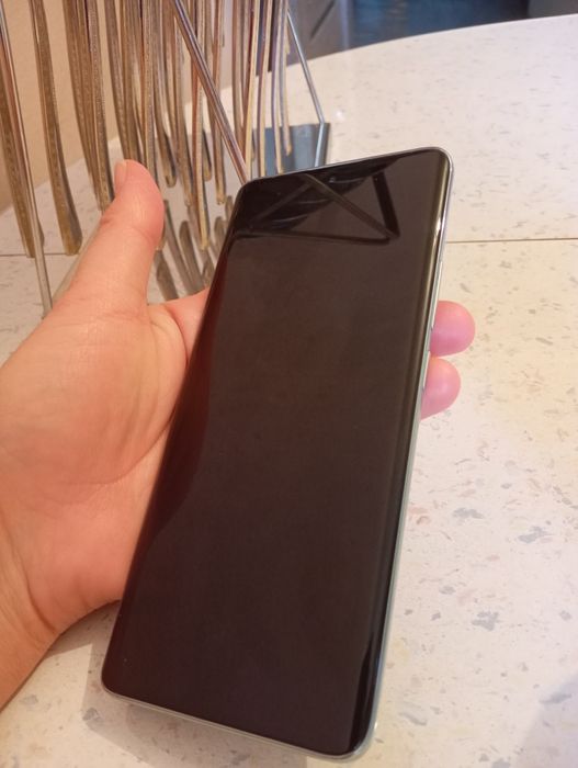 Продам телефон бу POCO X7