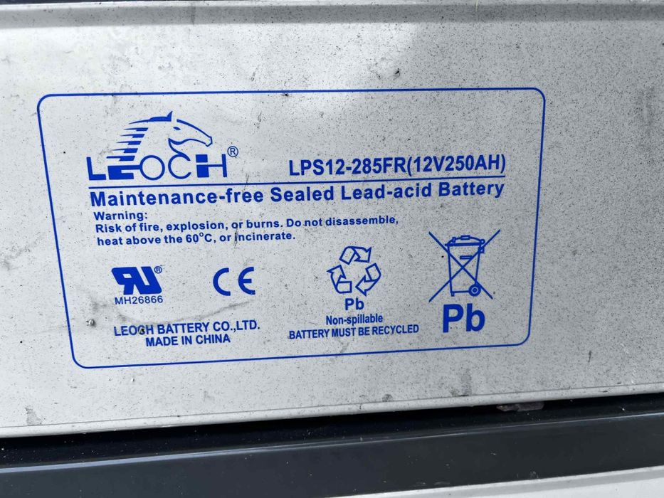 Baterii pentru sistem solar 12x2=24v  nu se dau separat preț negociabi