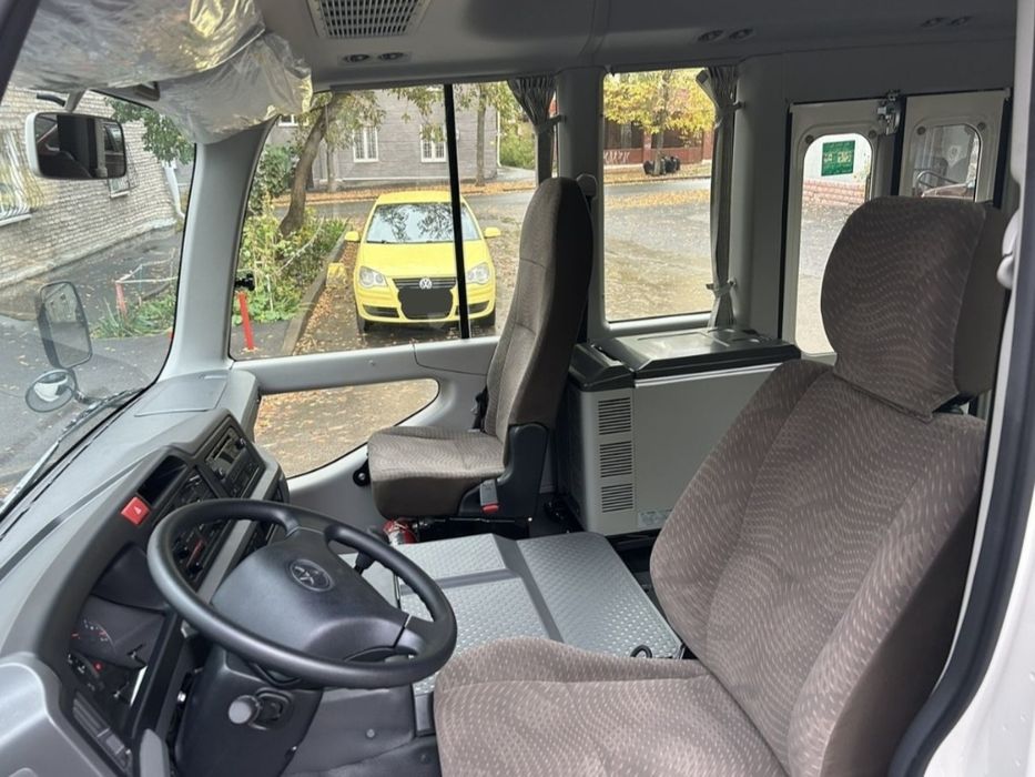 Микроавтобус комфорт класс туры и Поездки по Узбекистану 21 мест