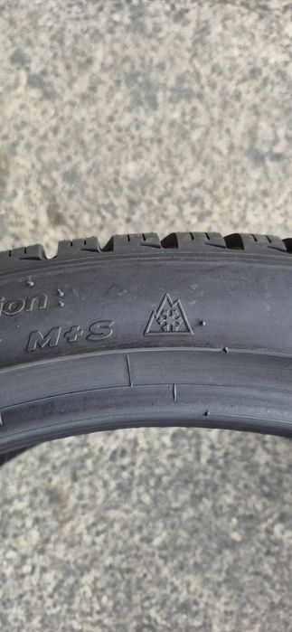 4 anvelope iarna ca noi Hankook 225/40/18.Pretul este pe bucata.