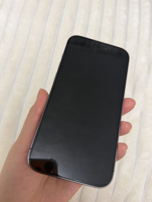 Продам Айфон 14 pro