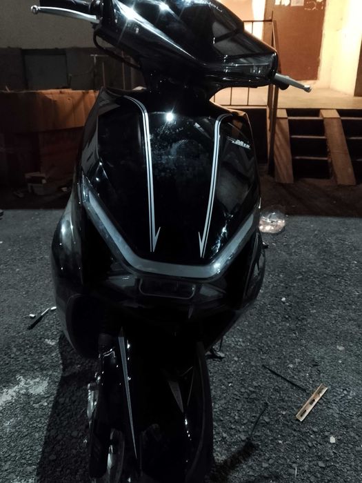 Скутер м12 обмен новый