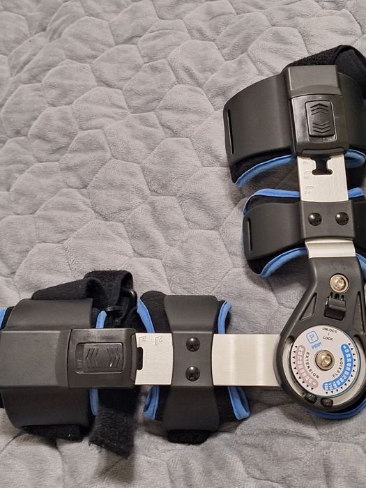 Vand orteza cot stang adulti