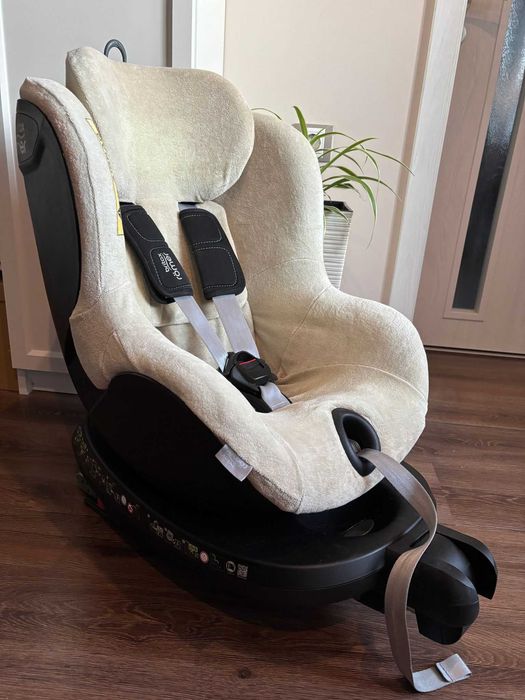 Детско столче за кола Britax Römer DUALFIX² R