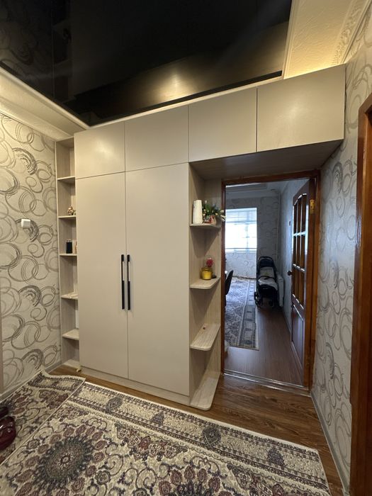 Уй сотилади Сувсоз 1, 3 хона 1-кават 4-этажли уйда