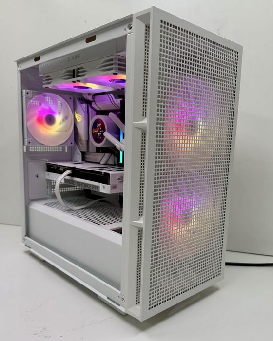 PC Gaming Core Ultra 7 265KF / RTX 5060 Ti 16GB / 32GB DDR5 / 2TB SSD – Tematica Alba – Garantie 12 luni