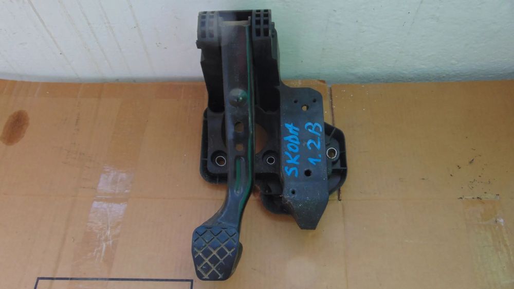 Pedala frana Skoda Rapid,VW Polo 6R an 2009-2015 cod 6R 1721058D