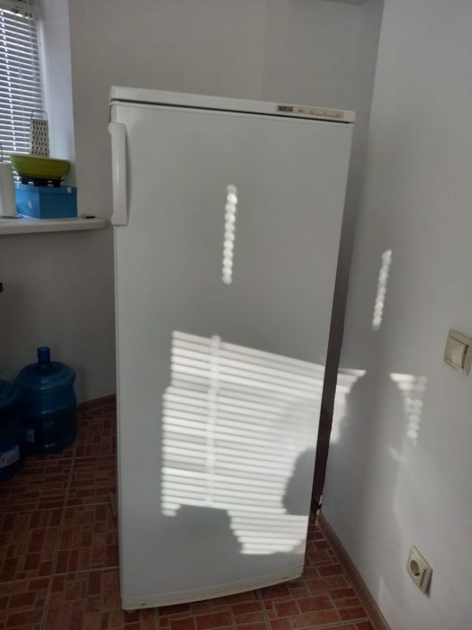 продается морозильник